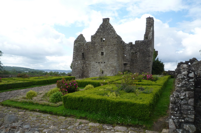 Tully castle