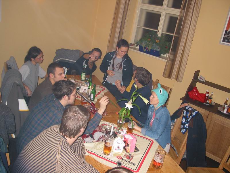 Šipka střílí na fotografa