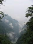 Emei Shan - v tuto roční dobu maximálně výhled do mlhy